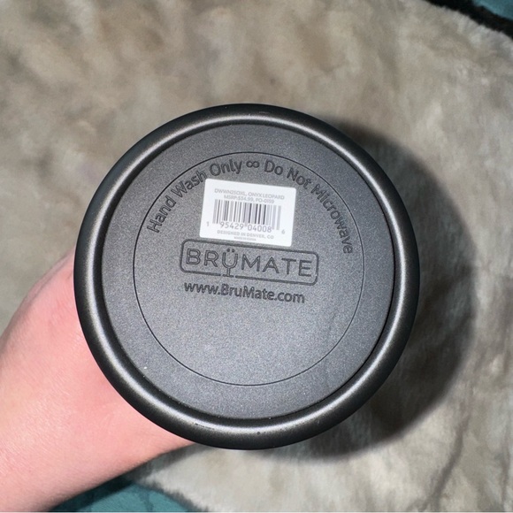 NEW! BRUMATE Onyx Leopard Winesulator 2.0 Wine Canteen 25oz New in Box GORGEOUS! - Picture 12 of 16